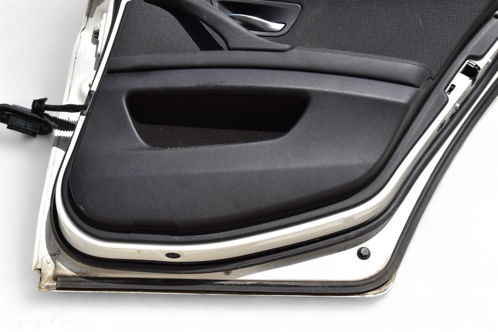 Drzwi Prawy Tył BMW 5 F11 KOMBI Lift 2012-2017 Kolor: 300 Alpinweiss - 9