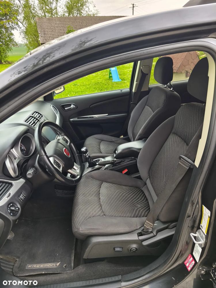 Fiat Freemont 2.0 Multijet Urban - 12
