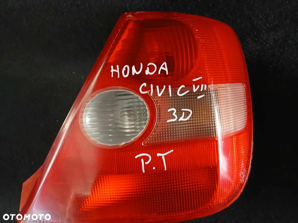 Honda Civic VII 3D lampa tylna prawa-USZKODZONA - 2