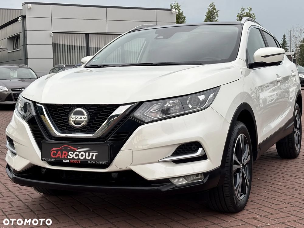 Nissan Qashqai 1.3 DIG-T N-Connecta - 1