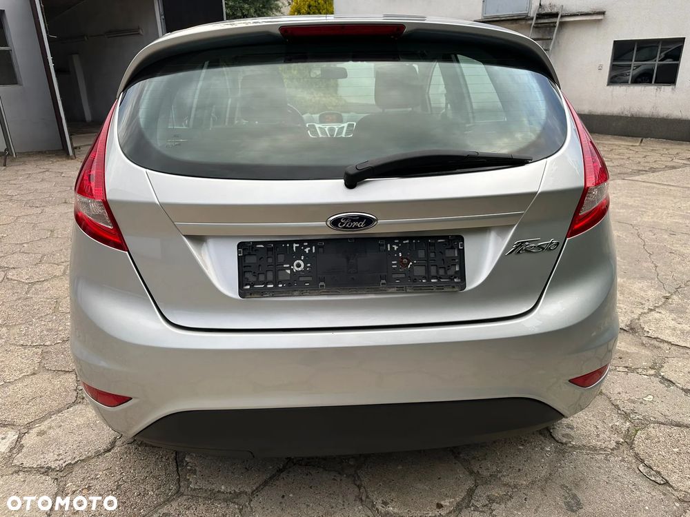 Ford Fiesta 1.25 Champions Edition - 3