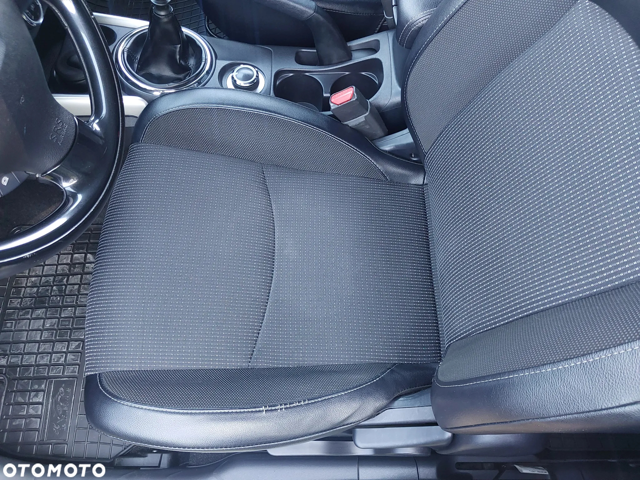 Peugeot 4008 HDI FAP 115 Stop & Start Allure - 14
