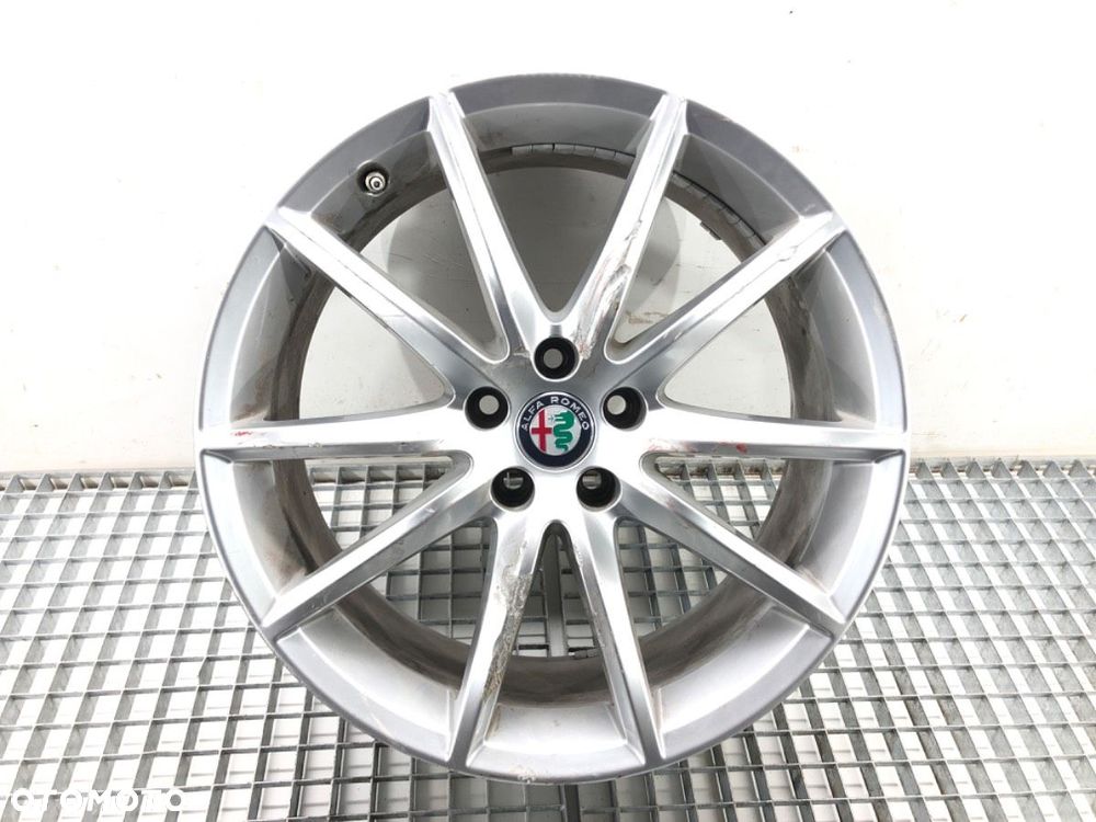FELGA ALUMINIOWA 19  8J 5X110 CENTR 65 ET 34 - 695.00 PLN - ALFA ROMEO STELVIO (949_) 2016 - 2022 - 1