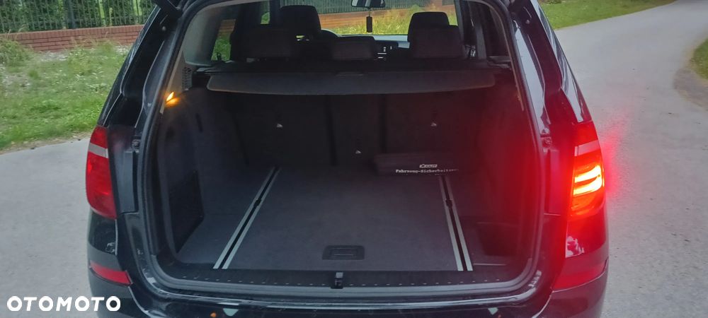 BMW X3 xDrive28i - 10