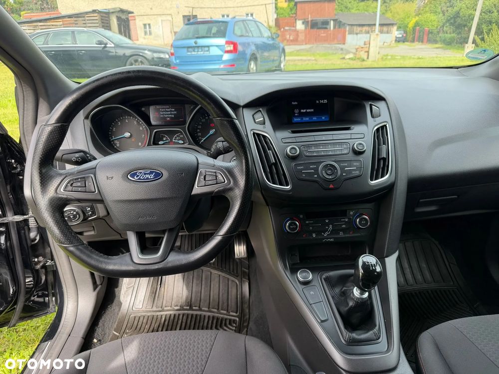 Ford Focus 1.0 EcoBoost Start-Stopp-System ST-LINE - 13