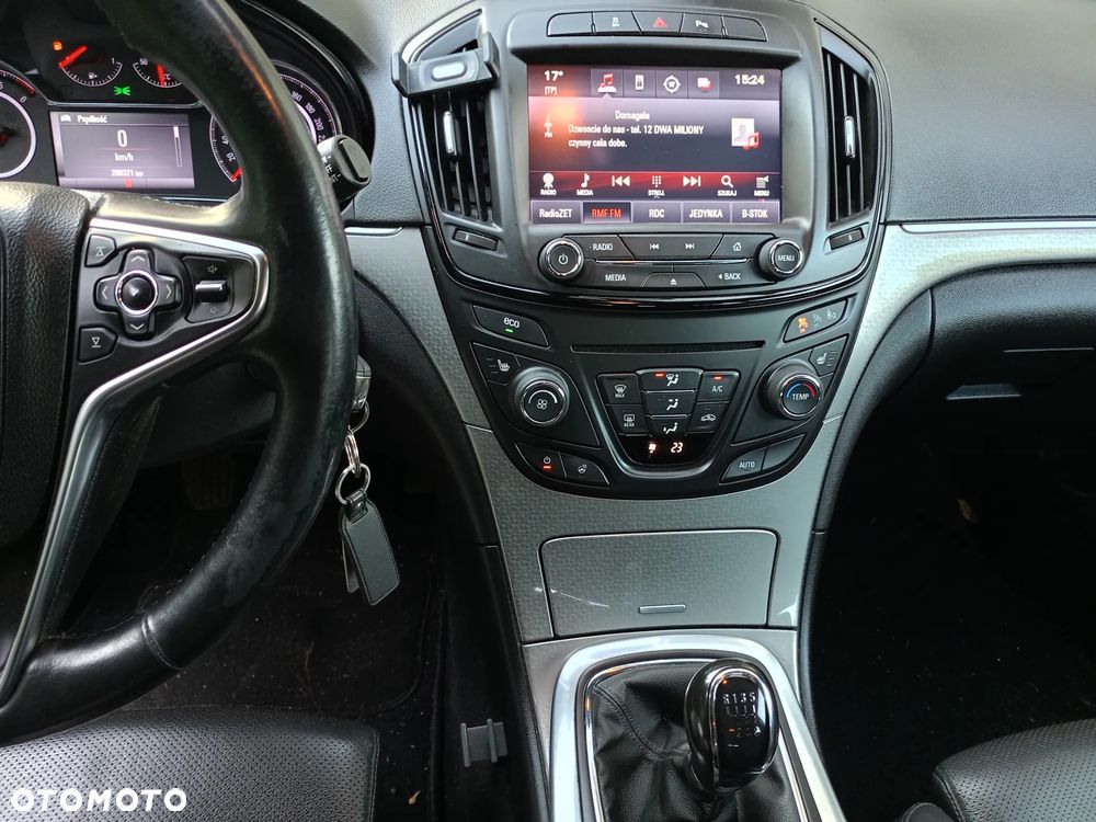 Opel Insignia A Sports Tourer 13-17 - 16