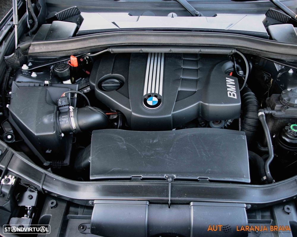 BMW X1 18 d sDrive - 33