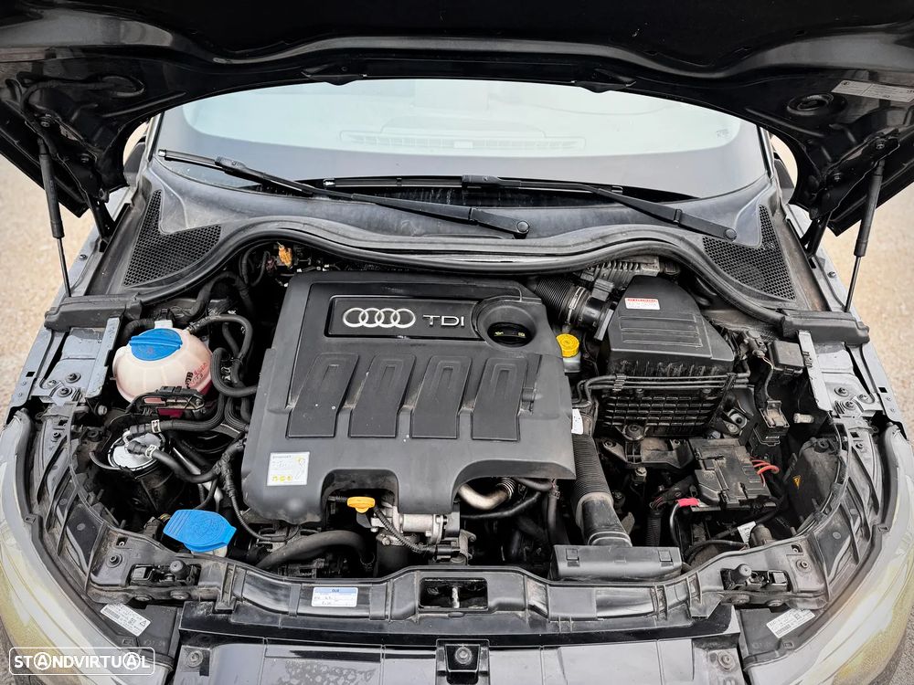 Audi A1 1.6 TDI S line edition - 10