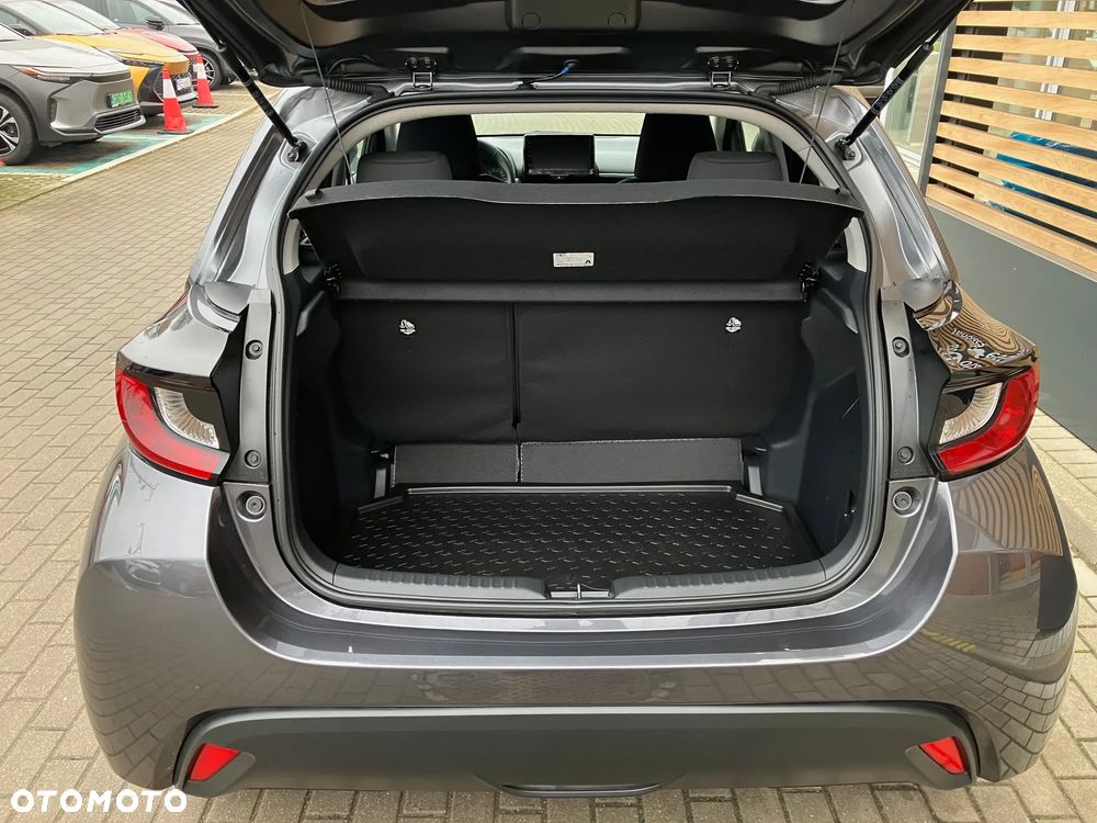 Toyota Yaris 1.5 Comfort - 6