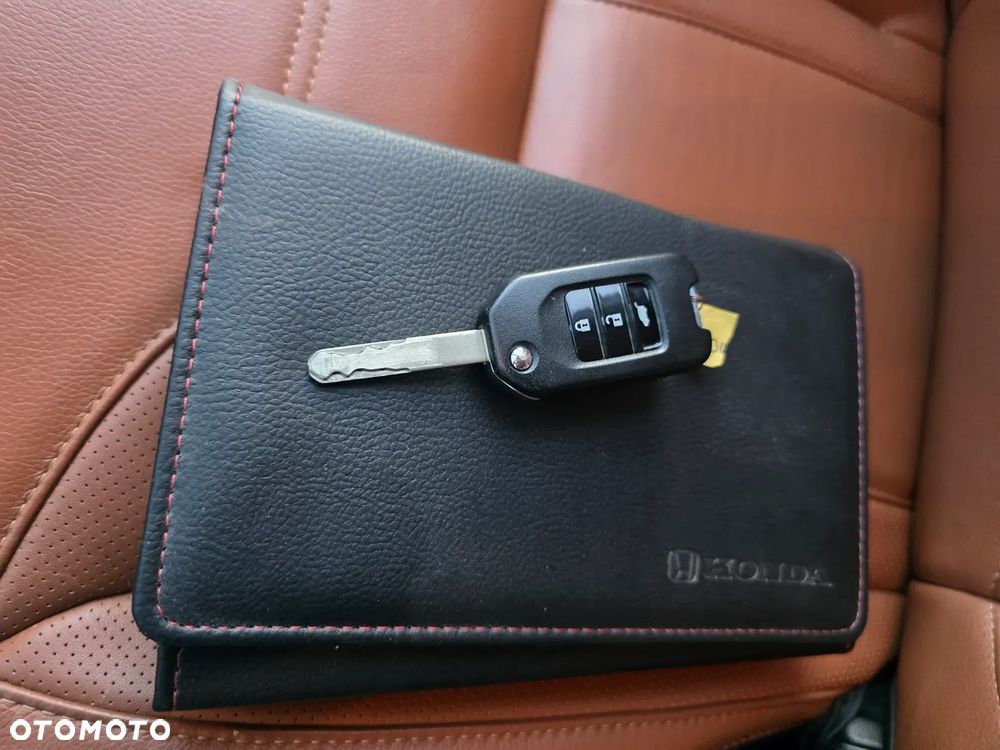 Honda CR-V 2.0i-VTEC Automatik Executive 50 Jahre Edition - 33
