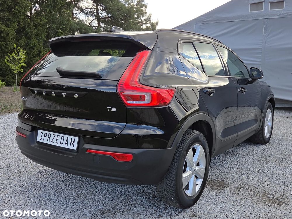 Volvo XC 40 T2 Momentum - 34