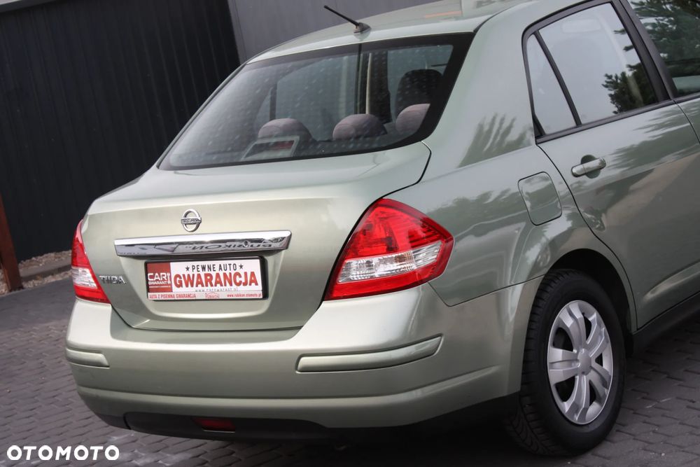Nissan Tiida 1.6 acenta - 12