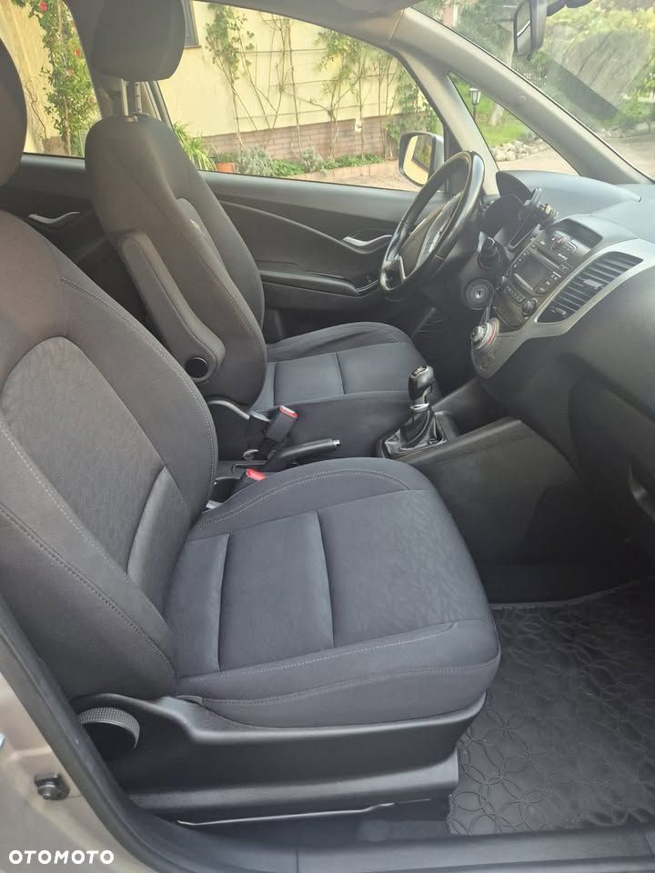 Hyundai ix20 - 6