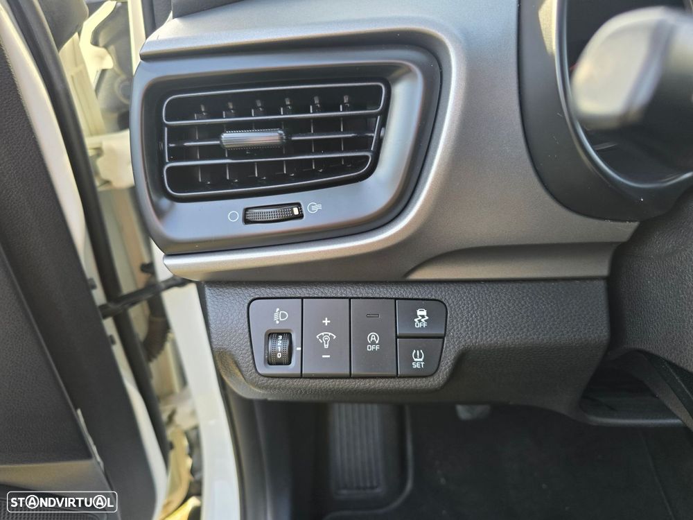 Kia Stonic 1.0 T-GDI TX - 30