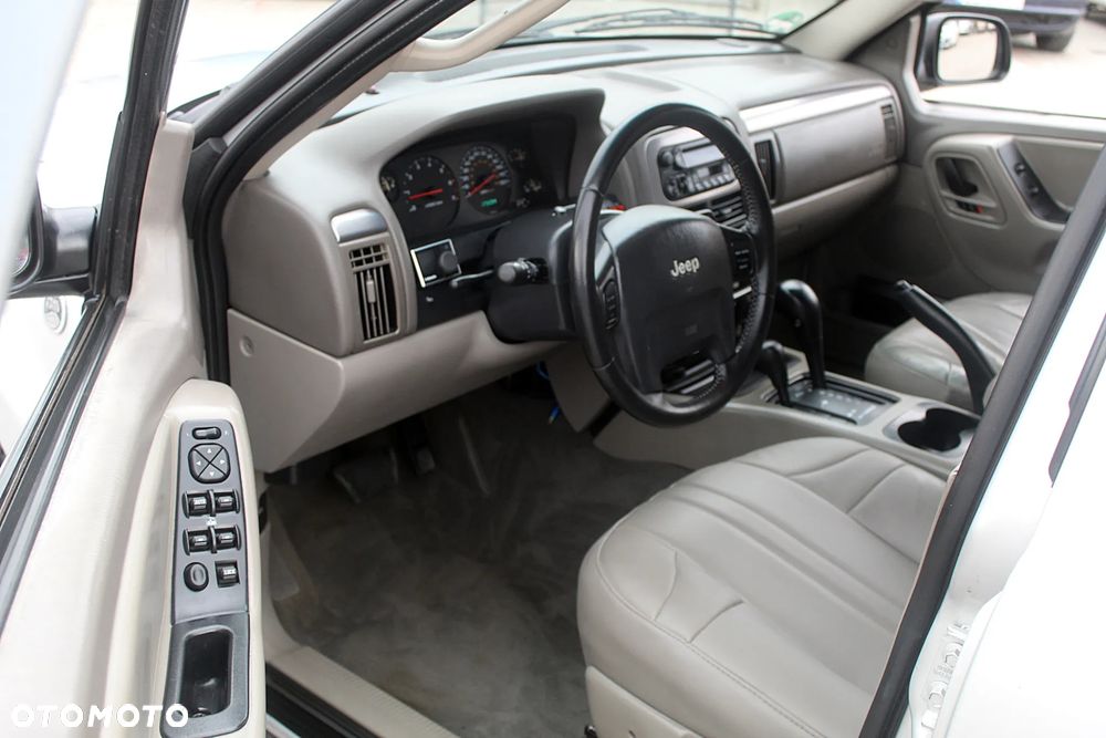Jeep Grand Cherokee - 7