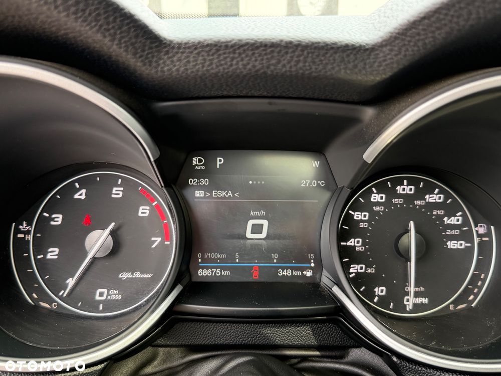 Alfa Romeo Stelvio 2.0 Turbo 16V AT8-Q4 Veloce - 21