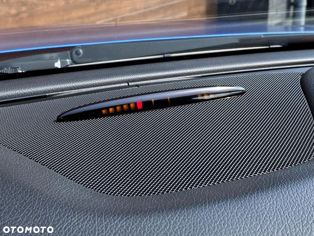 Mercedes-Benz CLA 200 7G-DCT AMG Line - 36