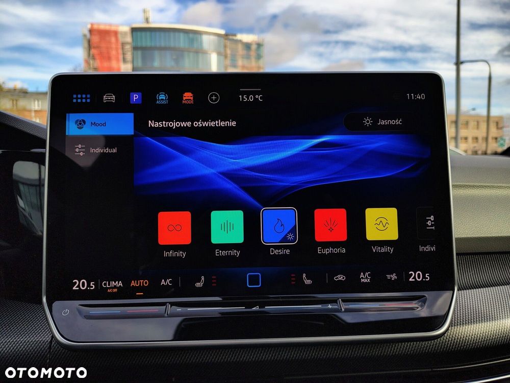 Volkswagen Golf - 23