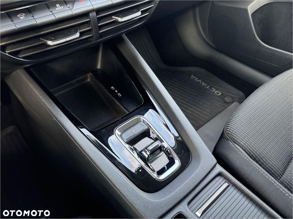 Skoda Octavia 1.5 TSI e-Tec Ambition DSG - 16