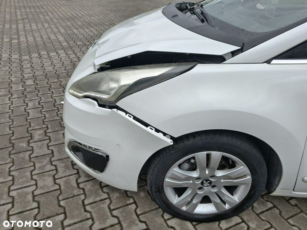Peugeot 5008 - 15