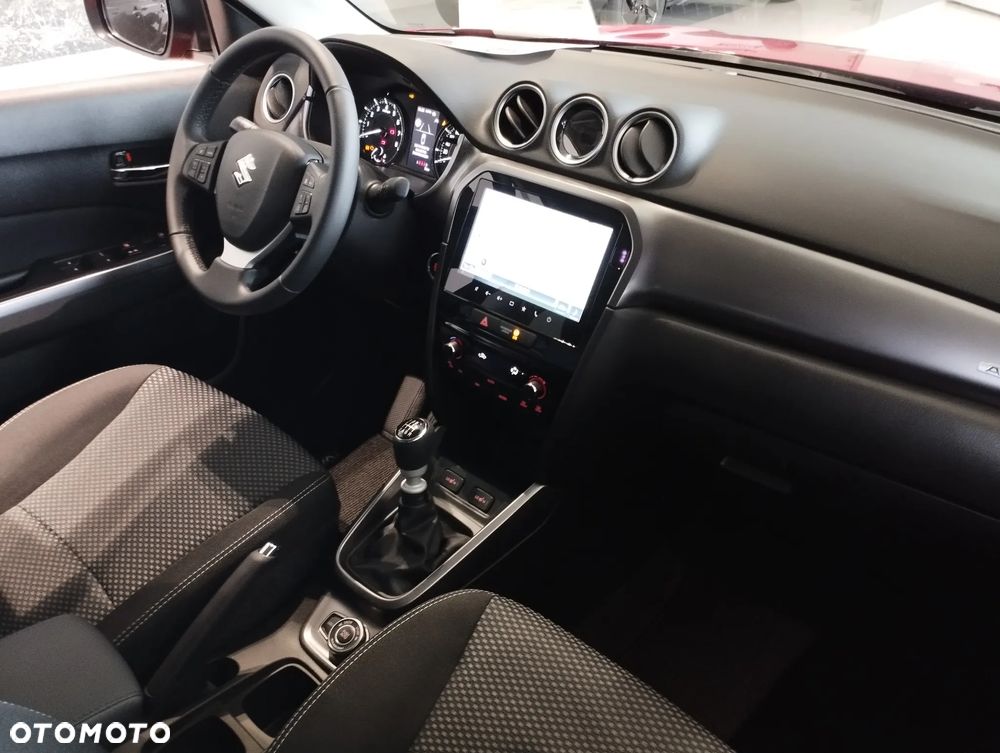 Suzuki Vitara 1.4 Boosterjet mHEV Premium Plus 4WD - 18