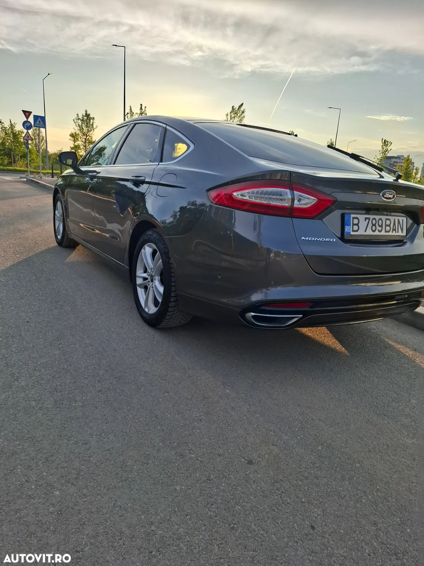 Ford Mondeo 2.0 TDCi Powershift Titanium - 6