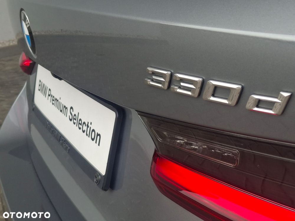 BMW Seria 3 330d xDrive mHEV M Sport sport - 17