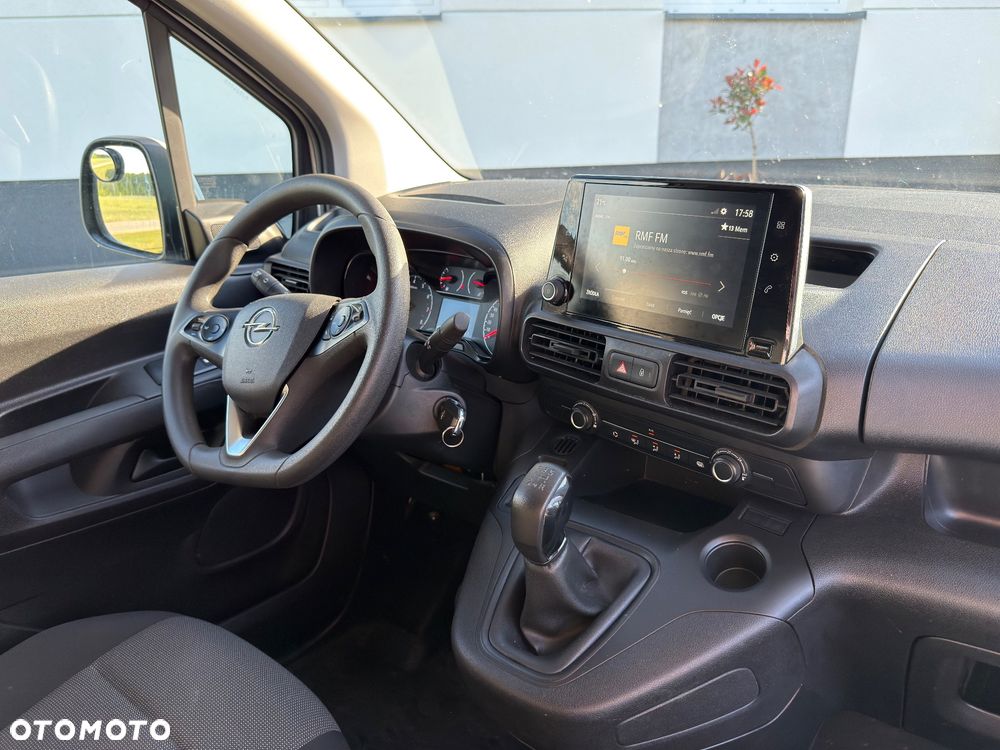 Opel Combo 1.5 CDTI Essentia S&S - 13