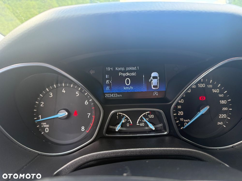 Ford Focus 1.0 EcoBoost Titanium - 25
