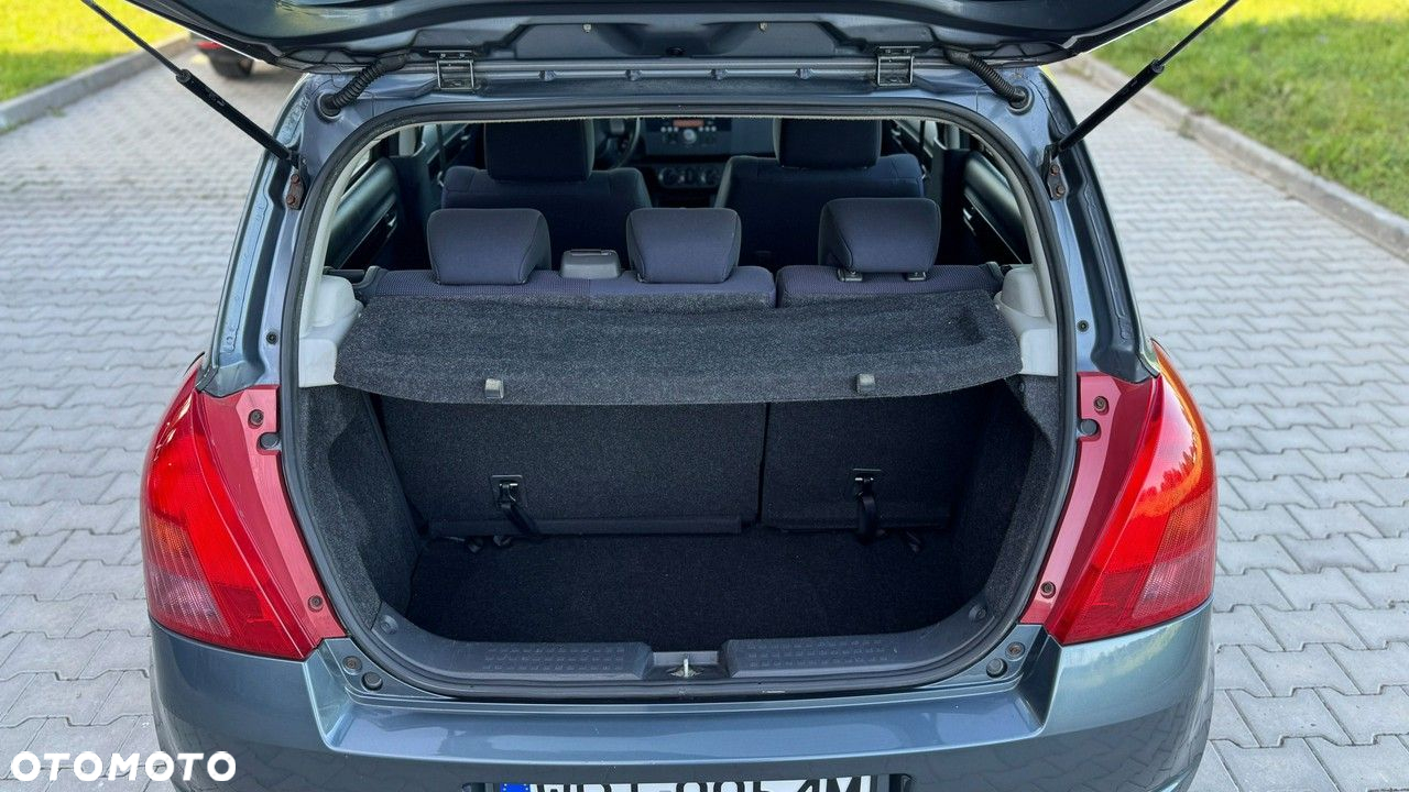 Suzuki Swift - 19