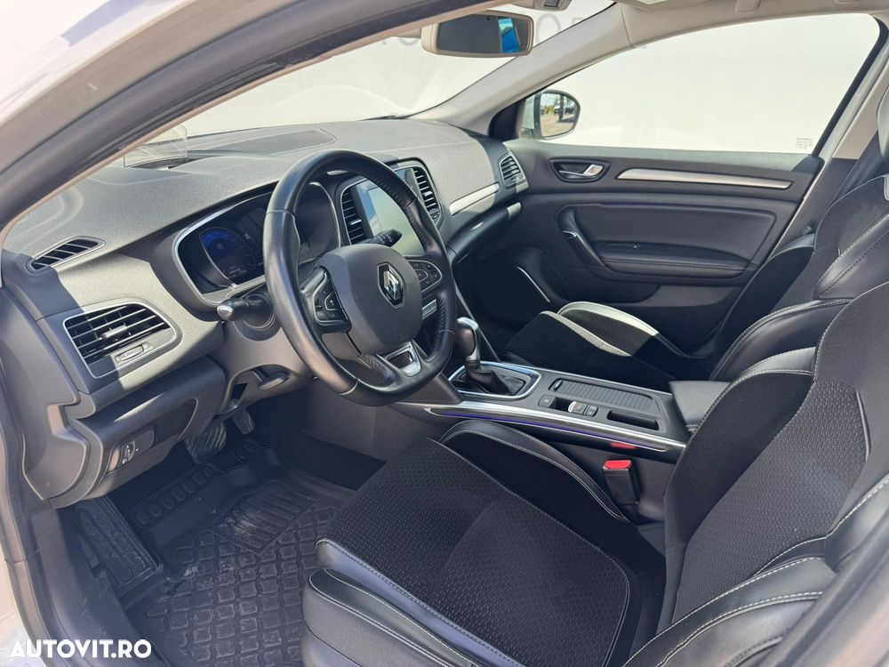 Renault Megane BLUE dCi EDC Intens - 9