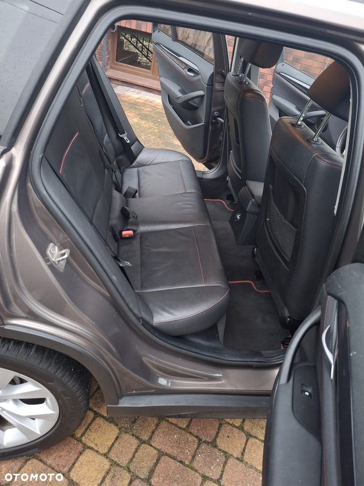 BMW X1 sDrive18d xLine - 12