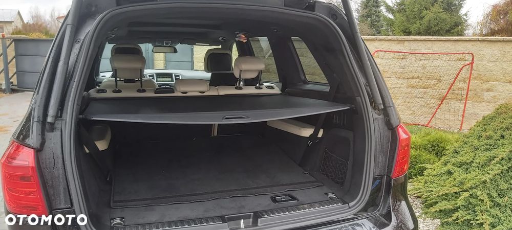 Mercedes-Benz GL - 14