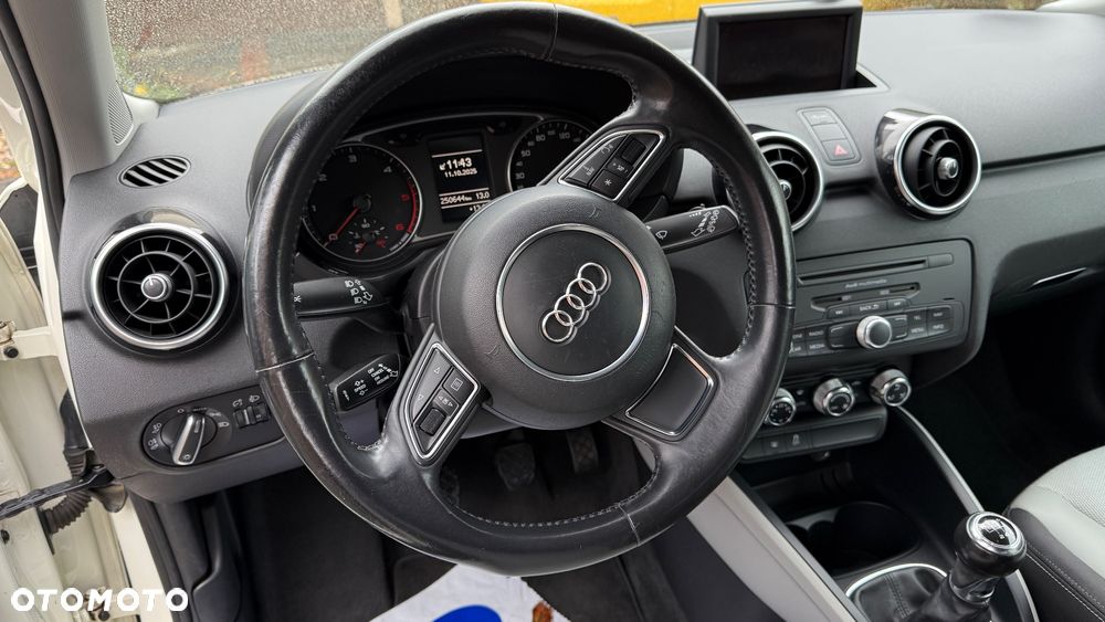 Audi A1 3-drzwiowe 2.0 TDI Ambition - 8