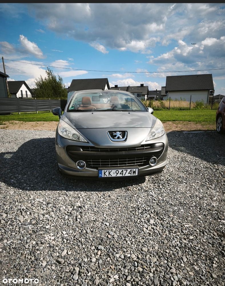 Peugeot 207 CC - 1