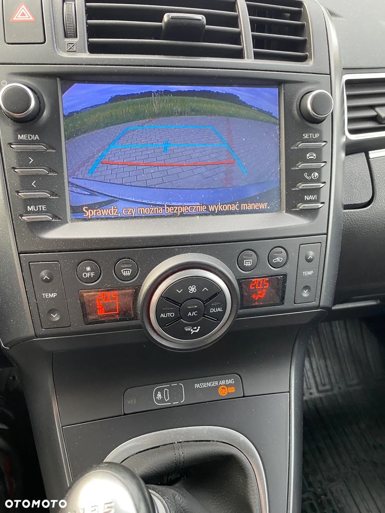 Toyota Verso 1.8 Premium EU6 - 16