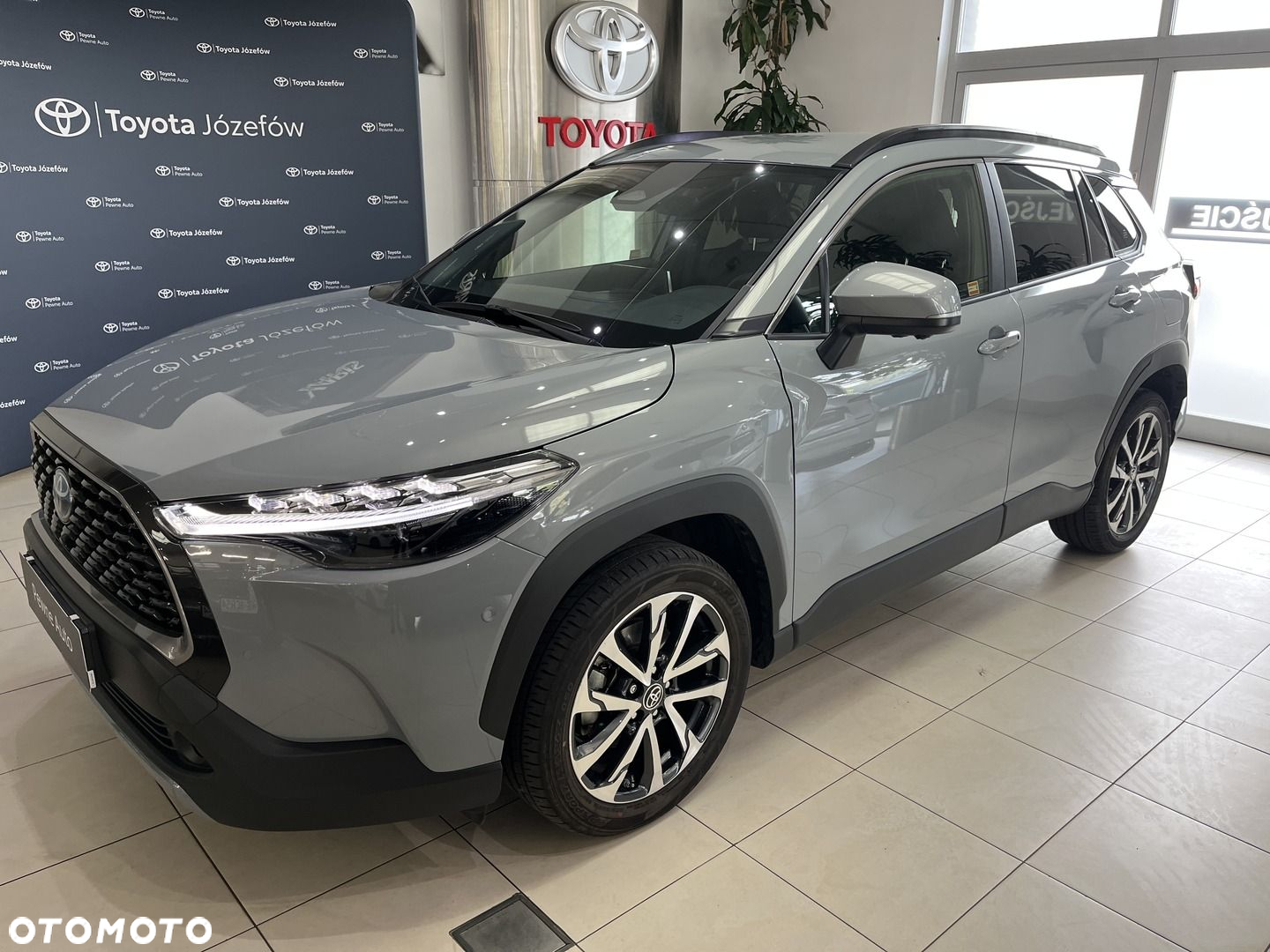 Toyota Corolla Cross - 11