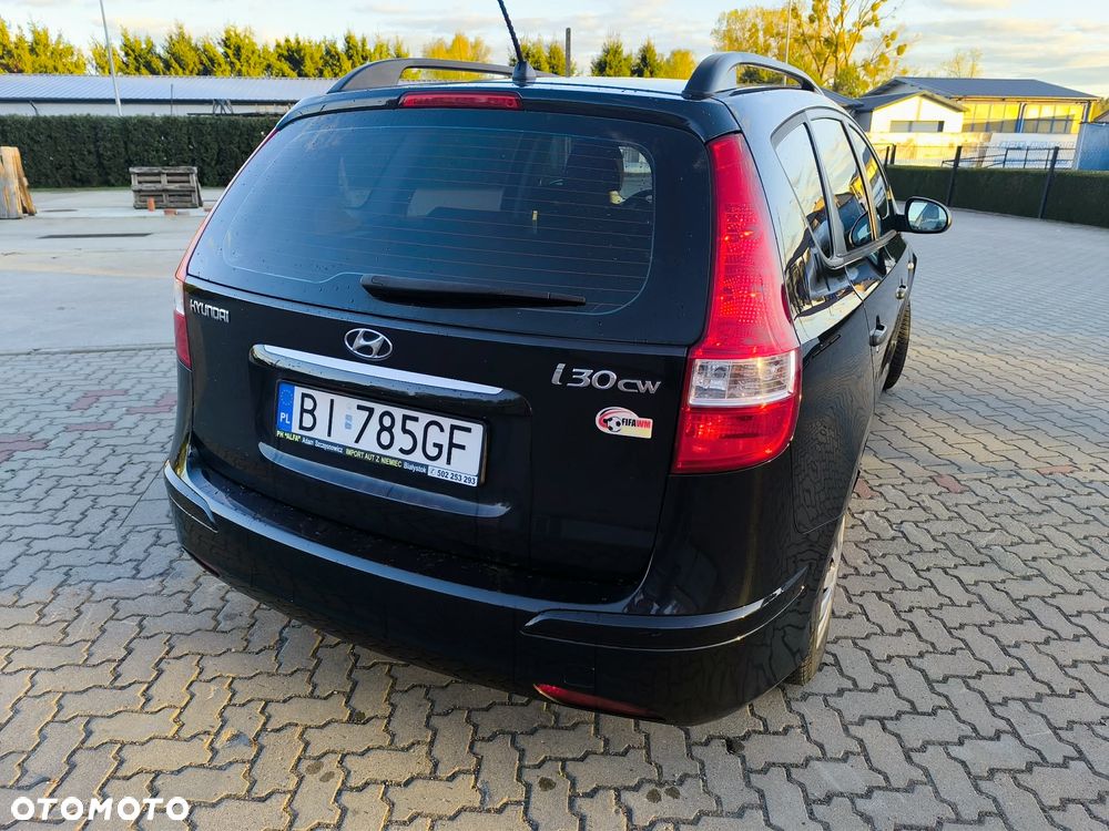 Hyundai i30 1.4 Comfort EU5 - 16