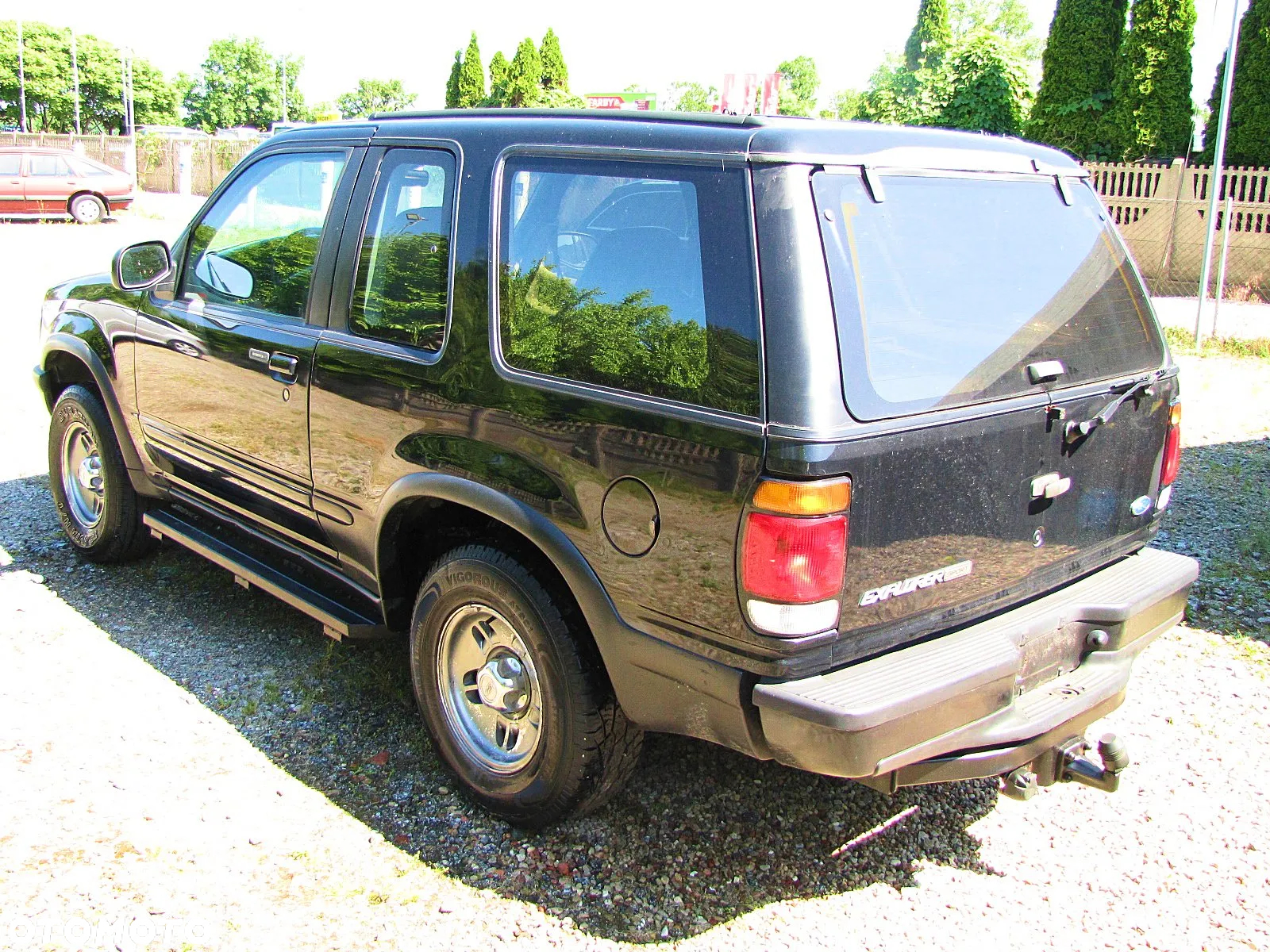 Ford Explorer - 6