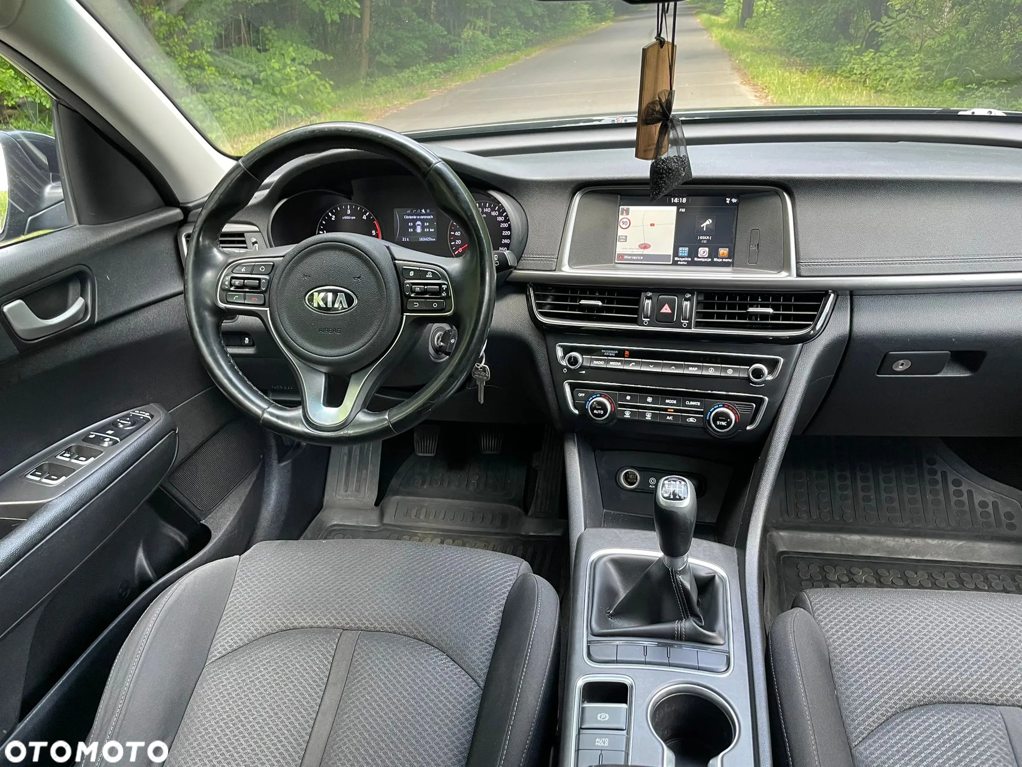 Kia Optima - 8