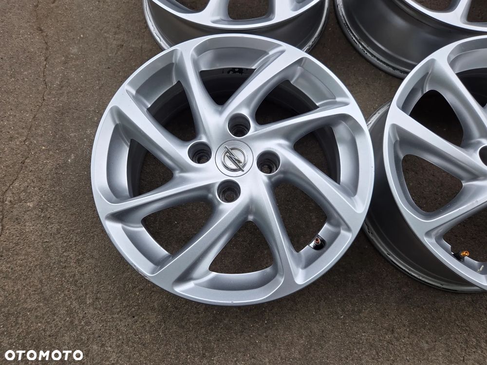 OPEL CORSA F FELGI ALUMINIOWE 6.5X16 ET38 4X108 9832274880 KOMPLET POMORSKIE - 6