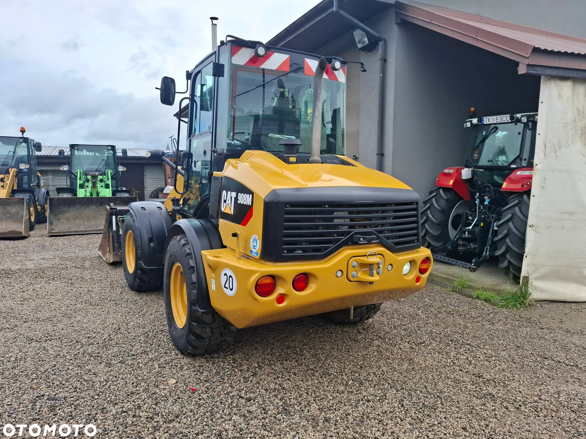 Caterpillar CAT 908 M - 5