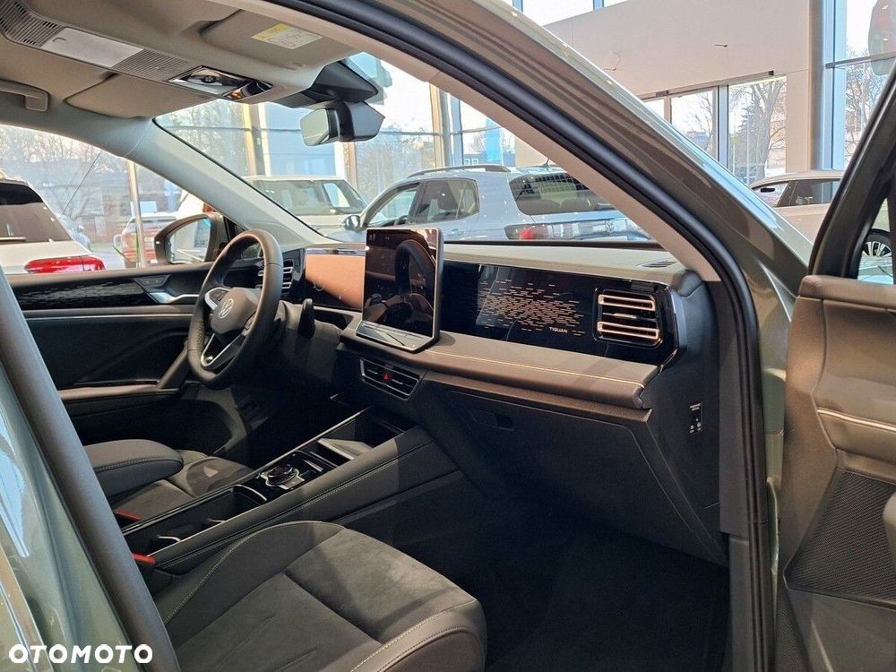 Volkswagen Tiguan - 17