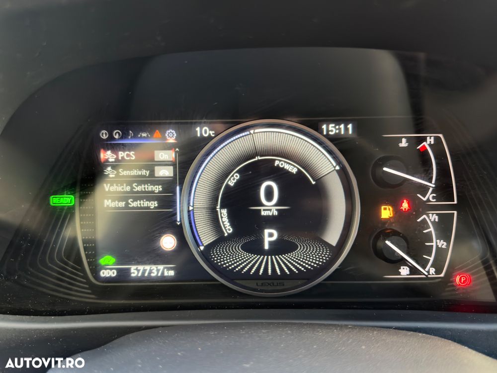 Lexus UX 250h 2.0L HEV 20H- (178 HP) 4X4 CVT Business - 11