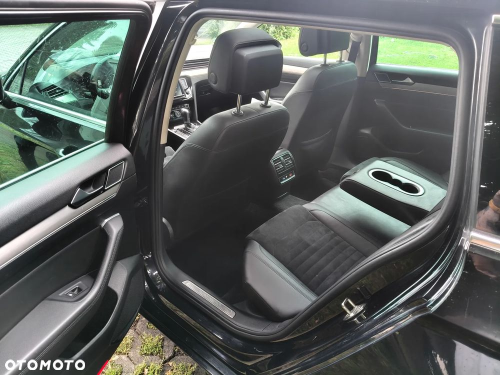 Volkswagen Passat - 15