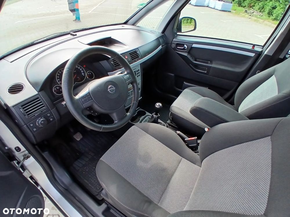 Opel Meriva 1.6 16V - 8