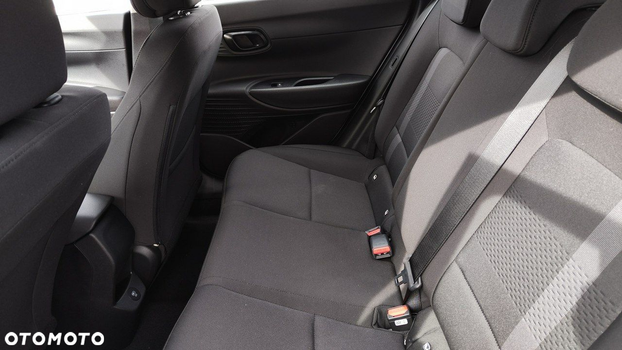 Hyundai i20 - 12