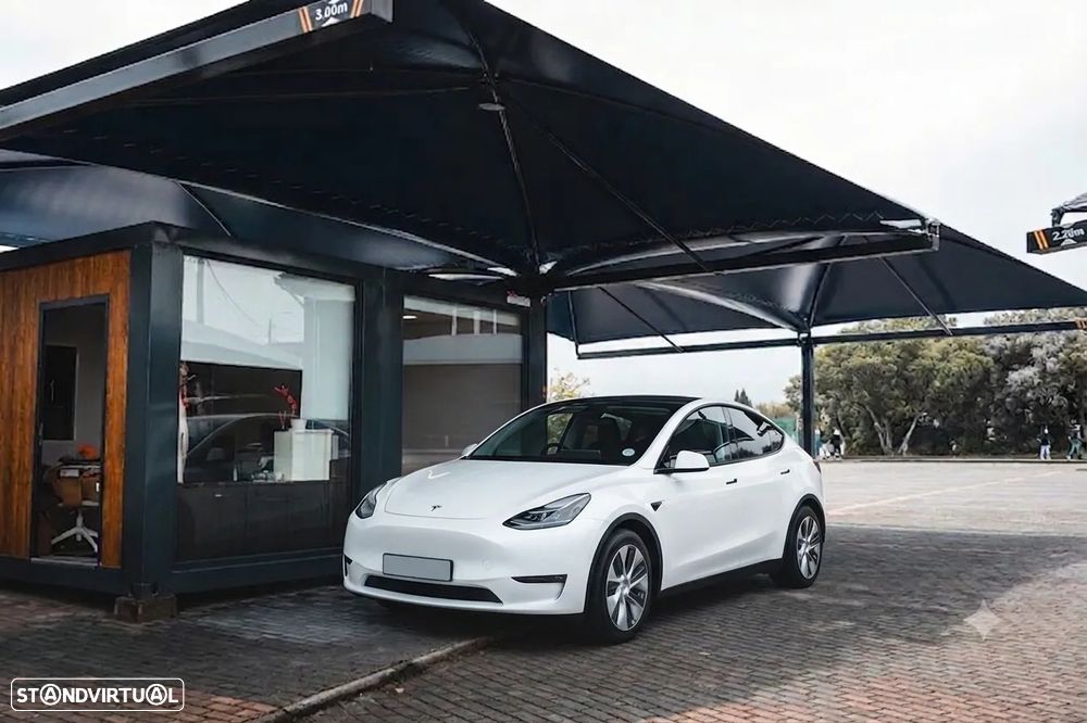 Tesla Model Y Long Range Dual Motor AWD - 1