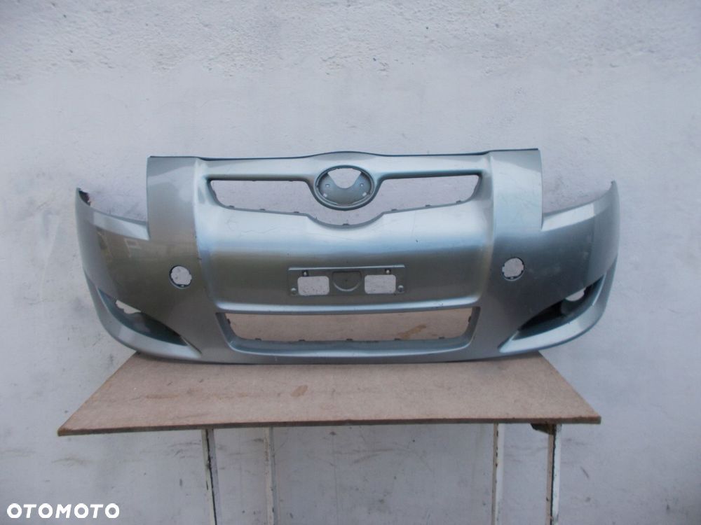 TOYOTA AURIS I 06-09 ZDERZAK PRZÓD PRZEDNI - 1