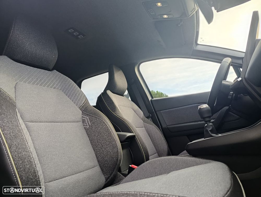 Renault Symbioz 1.3 Mild Hybrid Techno - 10